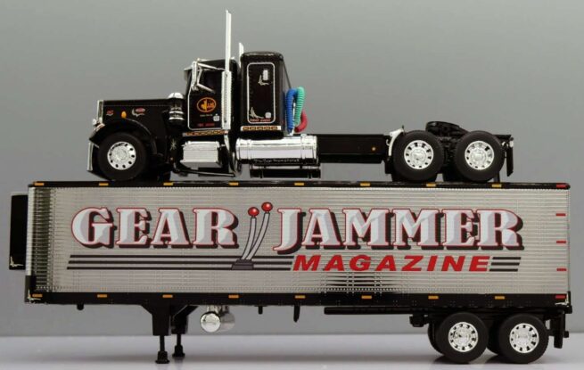 "1st Edition" GEAR JAMMER MAGAZINE Peterbilt 359 DCP 1:64 Scale Truck